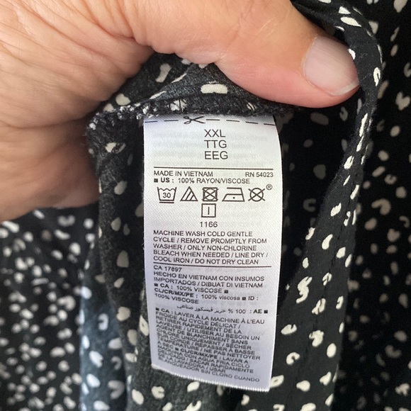 Light weight polka dot dress - Picture 4 of 5